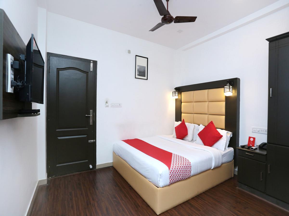 Hotel Qube Kochi Ngoại thất bức ảnh
