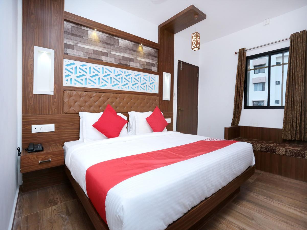 Hotel Qube Kochi Ngoại thất bức ảnh