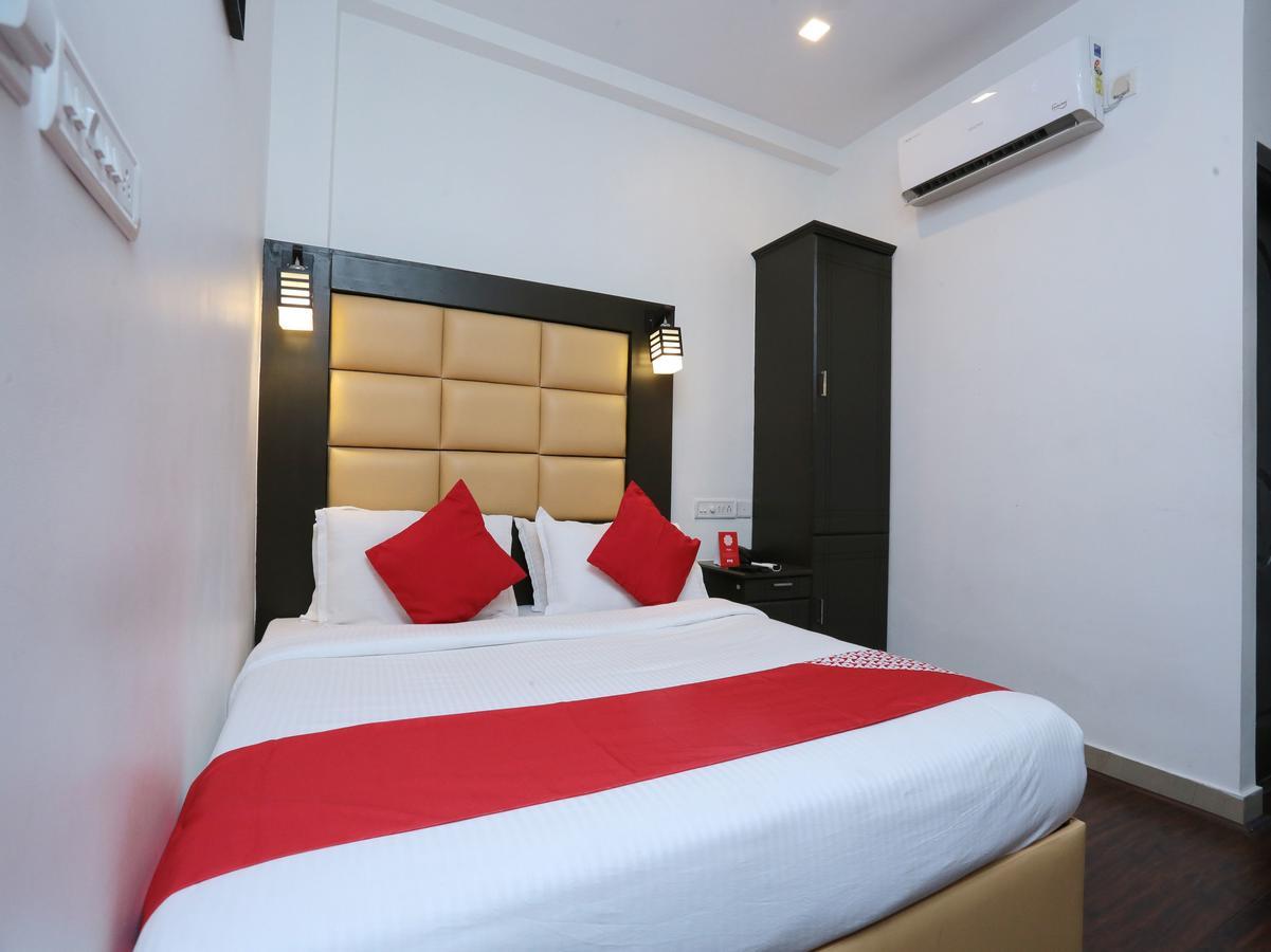 Hotel Qube Kochi Ngoại thất bức ảnh